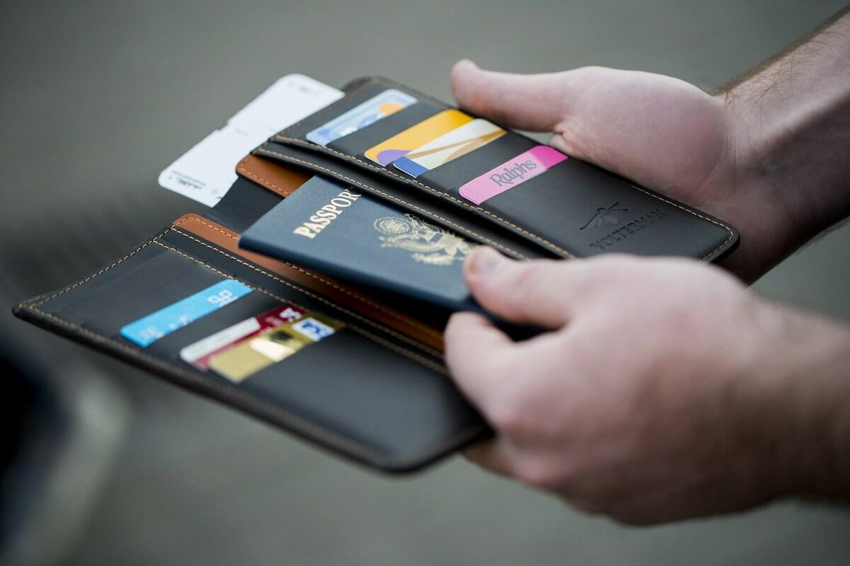 Volterman smart wallet.